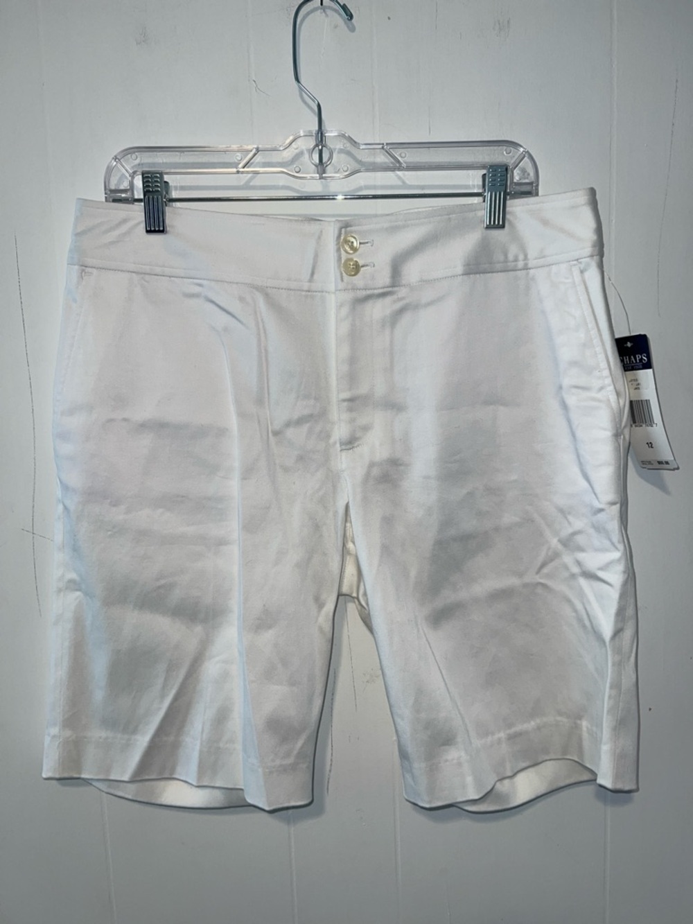 Chaps White Stretch Knee-Length Shorts with Gold Buttons Size 12 NWT 0406265